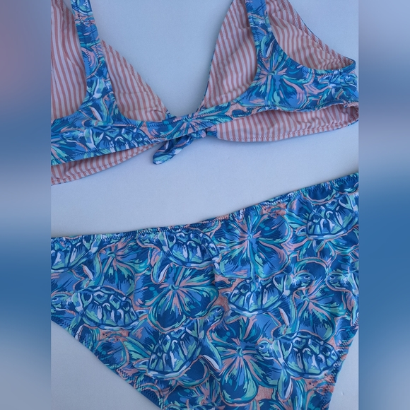 Vineyard Vines Tropical Turtles Tie Front Bikini Set - Picture 7 of 9